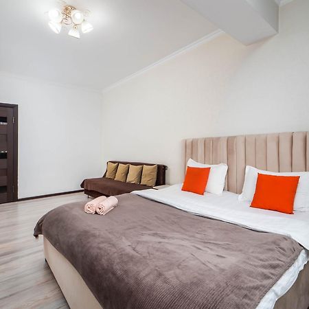 Appartments " Zhetysu-4" アルマトイ エクステリア 写真