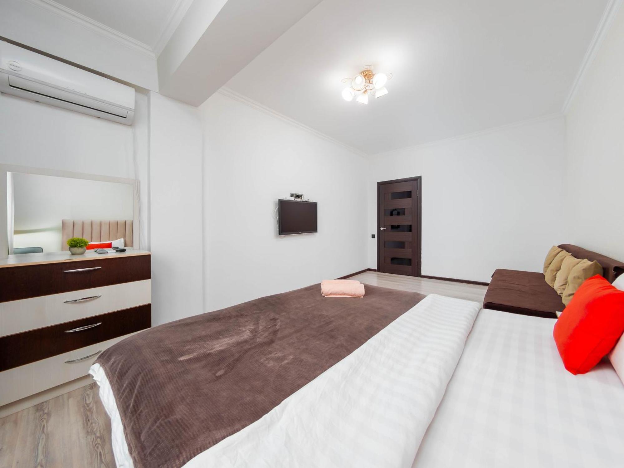 Appartments " Zhetysu-4" アルマトイ エクステリア 写真