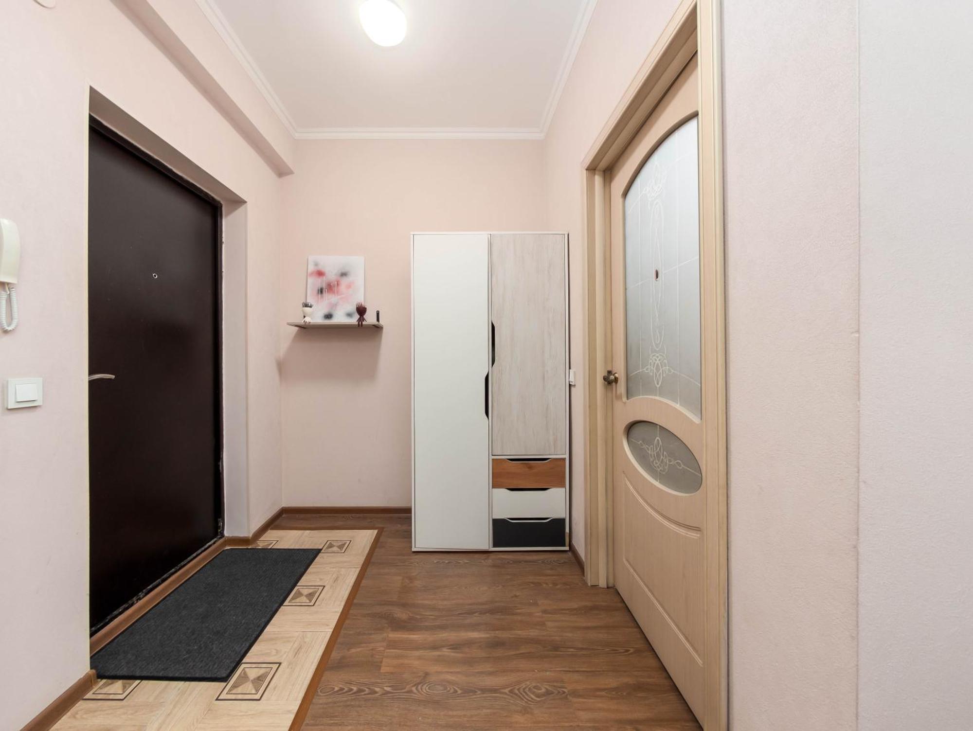 Appartments " Zhetysu-4" アルマトイ エクステリア 写真